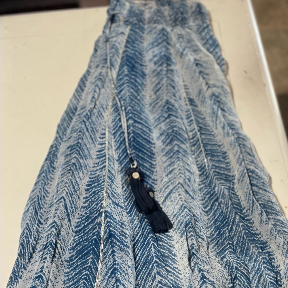 Size Lg Soft Surroundings Long, Flowing Skirt